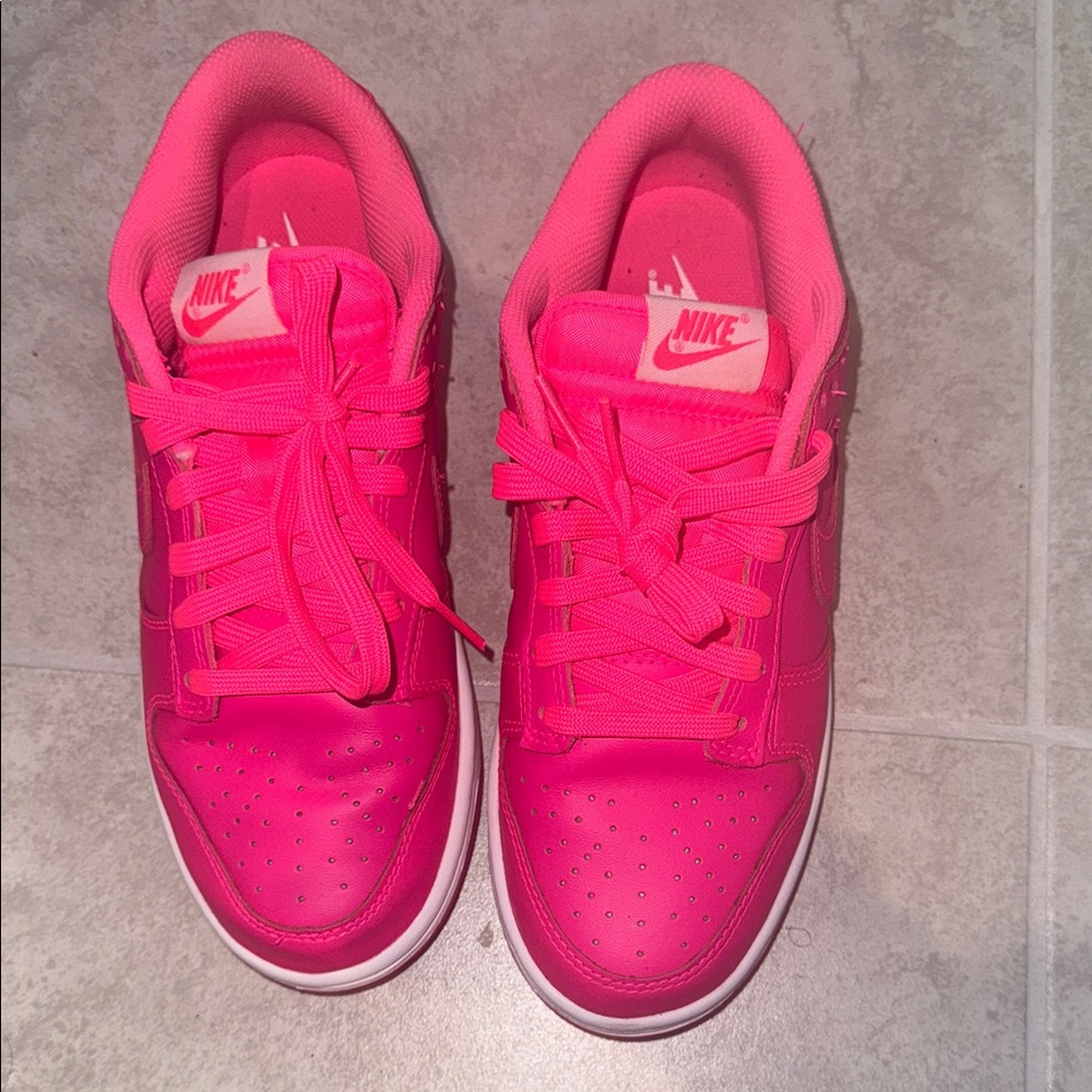 Women Nike Fuchsia Athletic Shoes